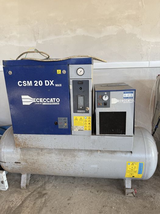 Продам винтовой компрессор