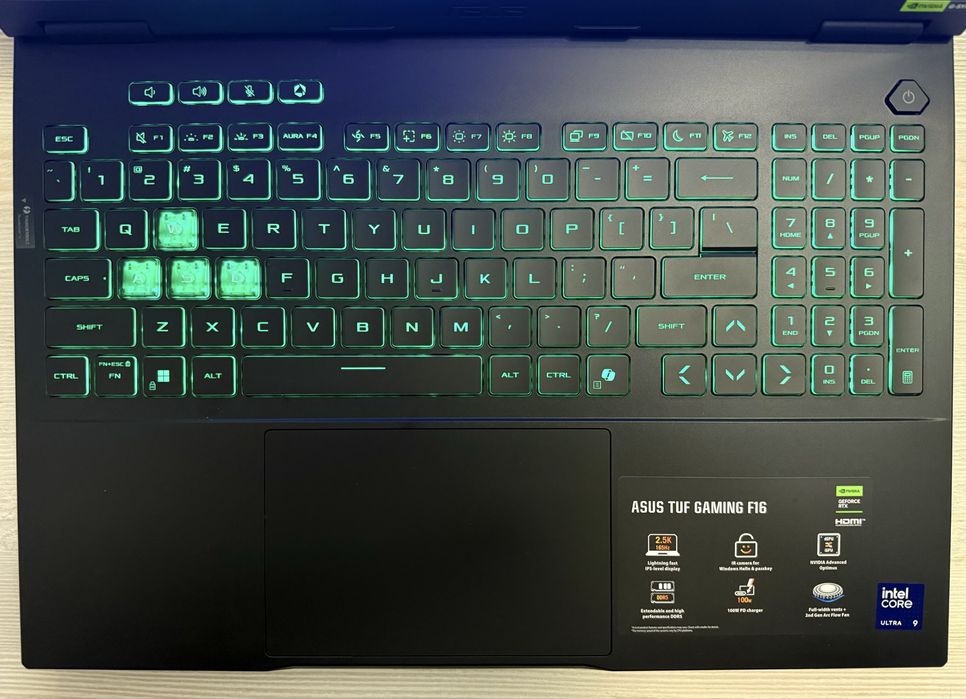 Asus Tuf Gaming F16 ultra 9-275HX RTX-5060 8GB 32/1TB