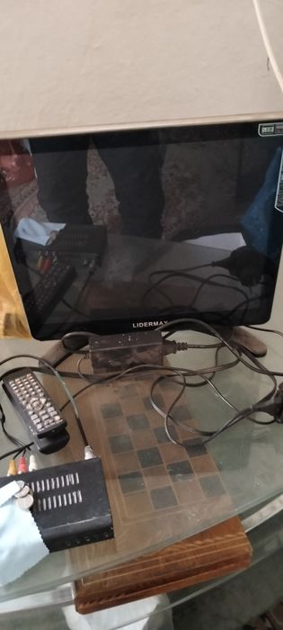 Продам телевизор маленький за цену