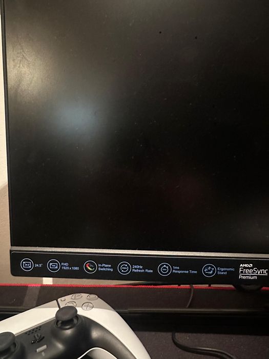 Set up Gaming Pc plus 2 monitoare schimb si cu Ps5 sau Iphone
