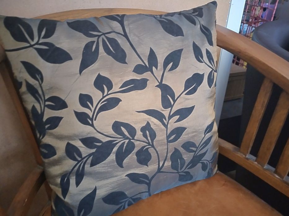 Декоративна възглавница от Испания