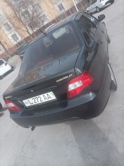 Срочна Нексия 2 сотилади 2009