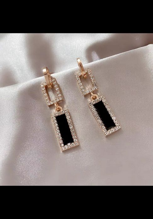 ilon braslet va zirak