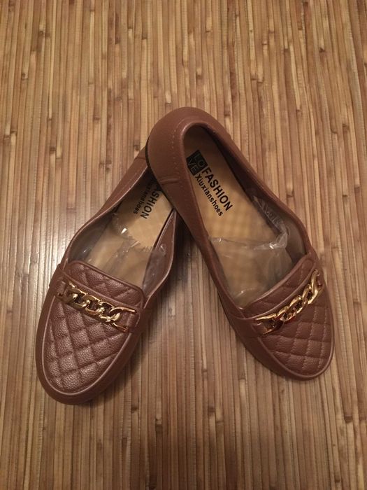 Женские Лоферы 39р