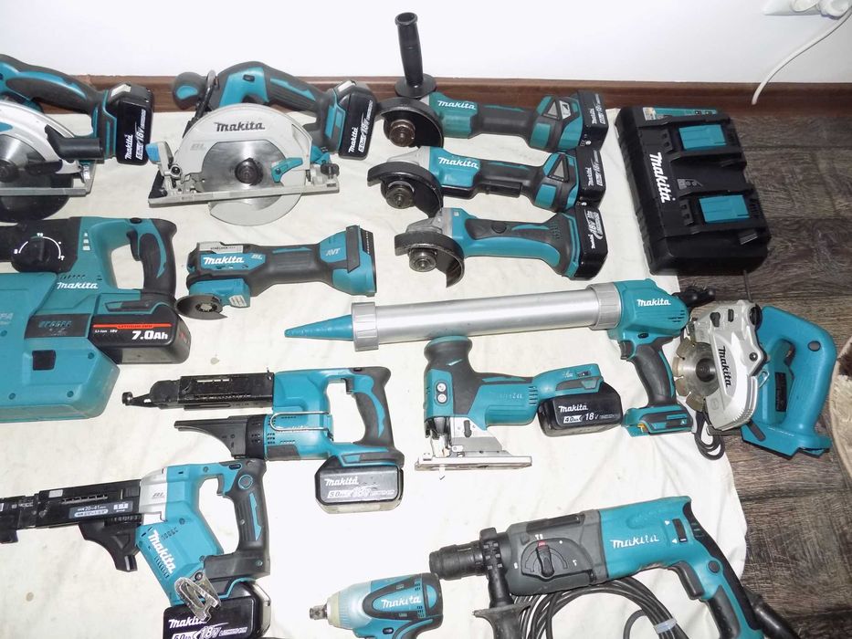 Scule Makita 18V  si  scule Makita 220V