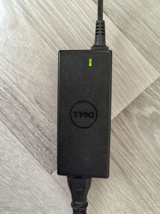 Ноутбук DELL Inspirion 3582