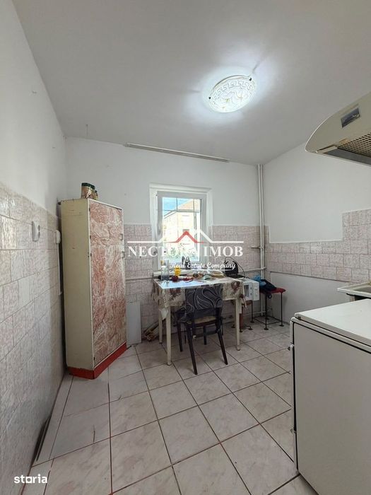 NECTORA IMOB-Apartament 3 camere, 2 bai, Str. Aluminei, Etaj 2, Balcon