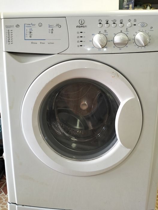 Продам стиральную машину автомат