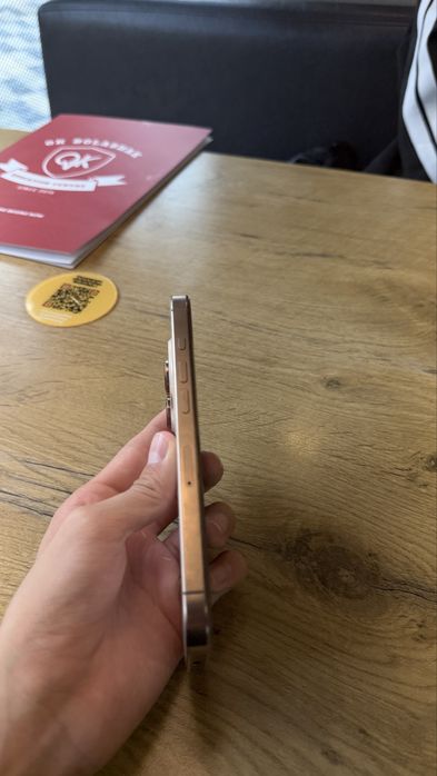 Iphone 16 pro 256gb идеальное состояние