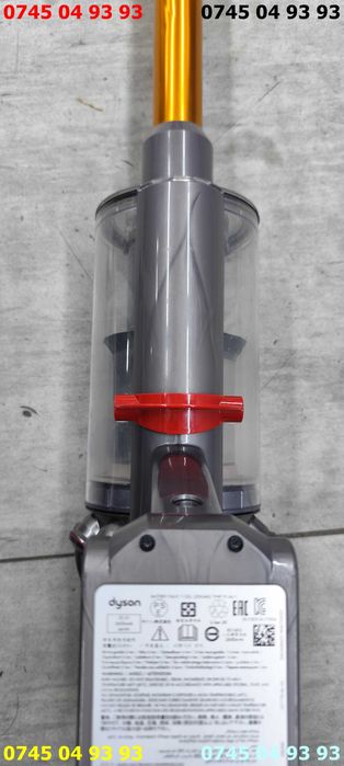 aspirator DYSON V10 functional fara incarcator