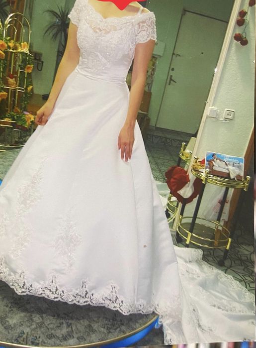 Свадебные платья