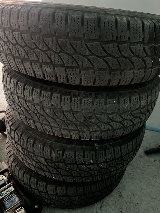 Джанти с гуми за Ford Transit MK7  215/75/16