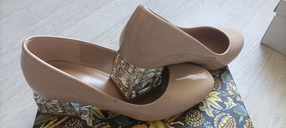 Туфли женские новые