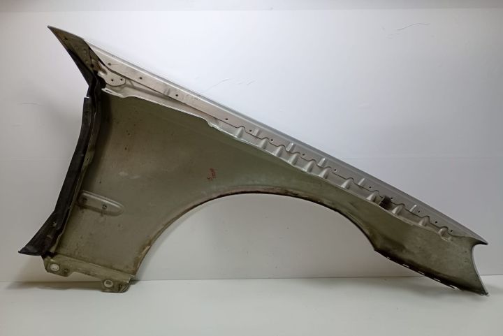 Aripa stanga Mercedes-Benz E-Class W211