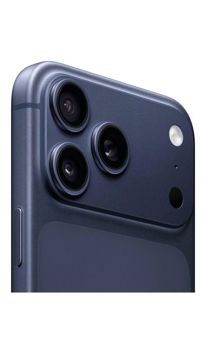 Iphone 17 pro Max blue