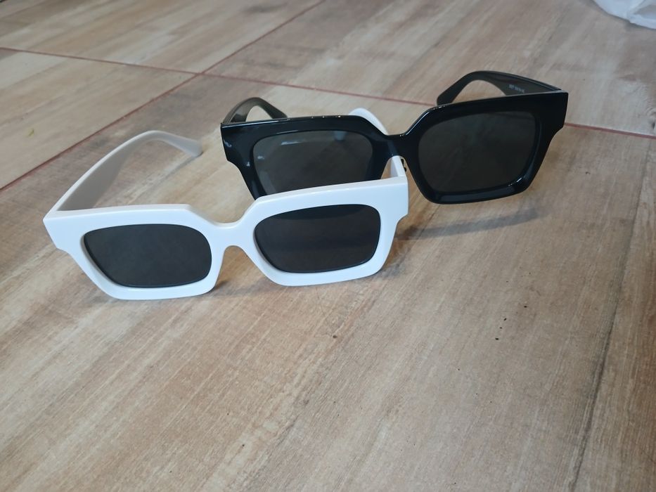 Ochelari Off White pe alb și pe negru