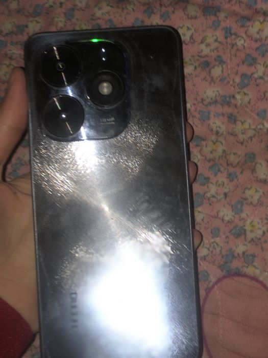 Tecno Spark Go 2024 holati ideal kar dak bo narxi:850.000 galishiladi