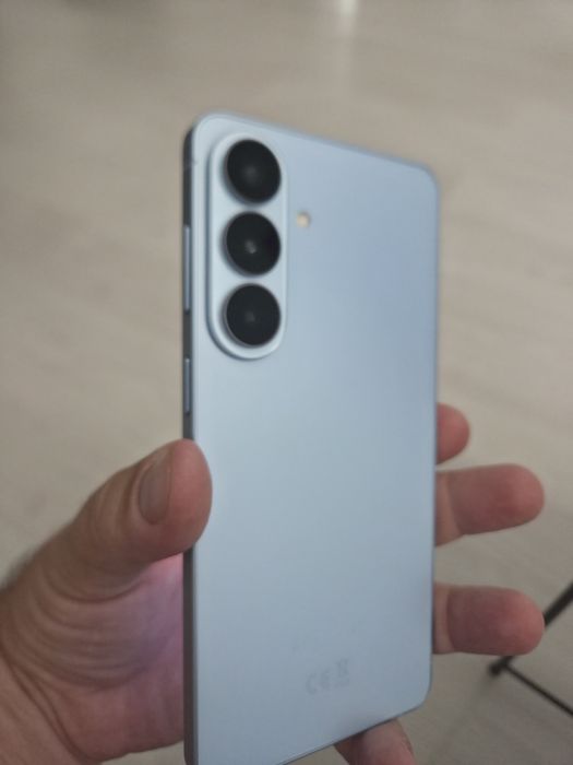 Samsung S26  plus ,nu S26 ultra sau S26
