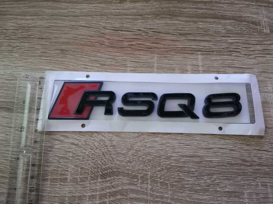 черна емблема Audi Ауди RSQ8