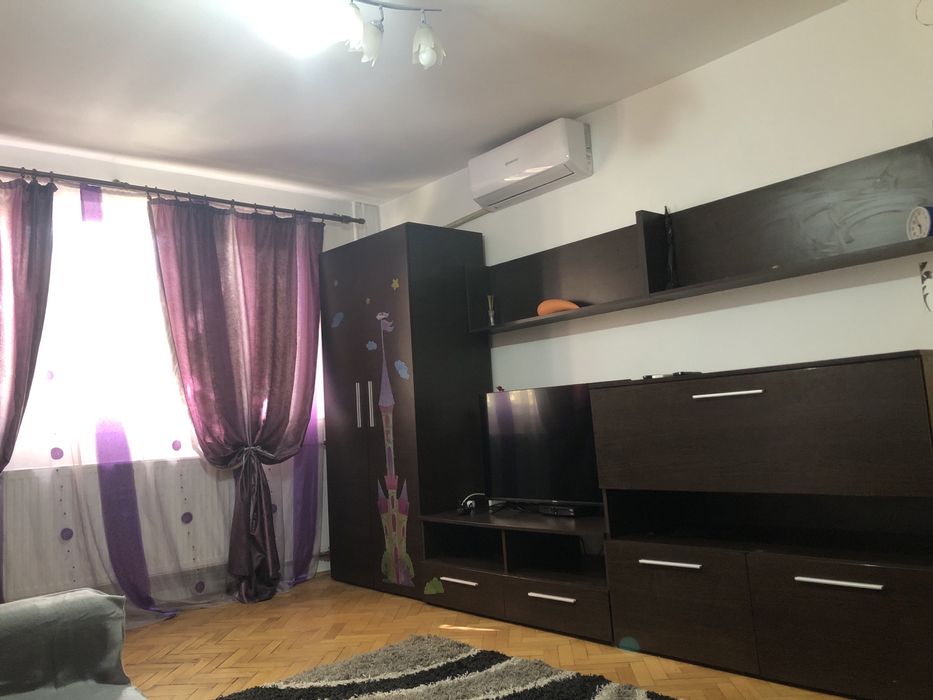 Apartament  de inchiriat
