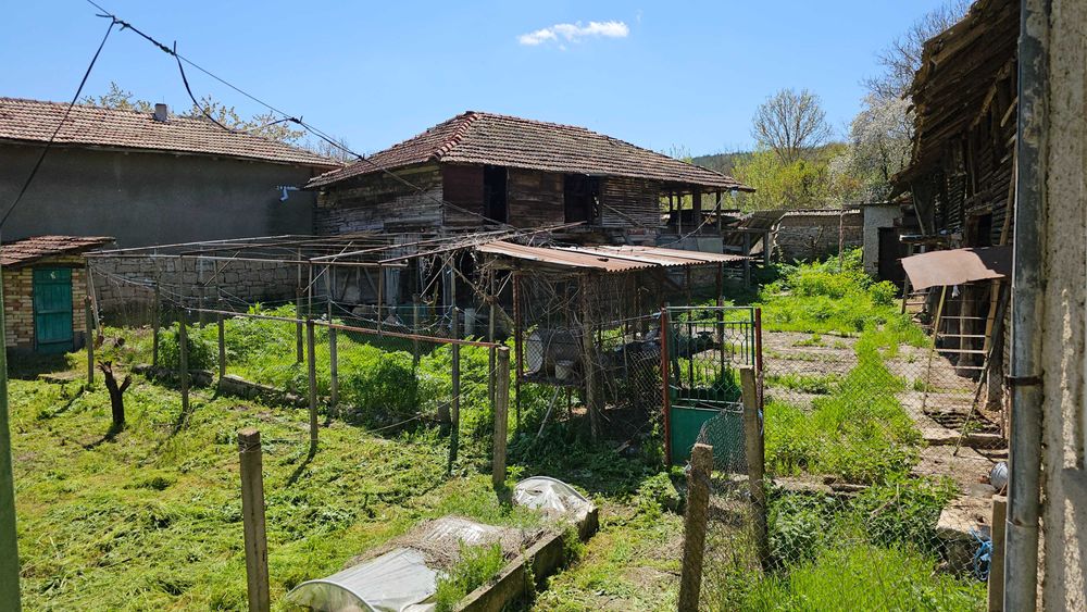 Продава се Къща в с. Дряновец, Област Разград - 120 кв.м за 139 €/кв.м - Снимка #14