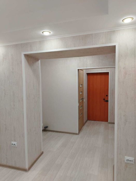 продам 1 комнатную квартиру