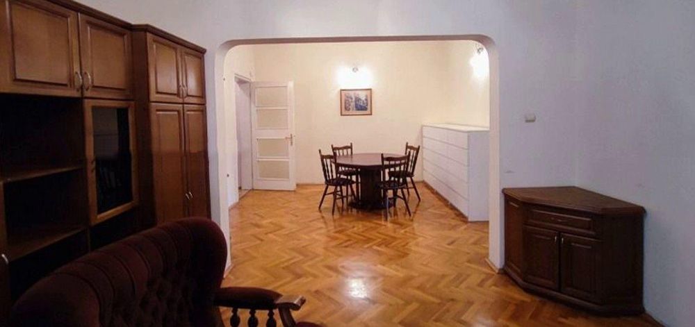 Дава се под наем Тристаен апартамент в София, Център - 95 кв.м за 690 € - Снимка #2