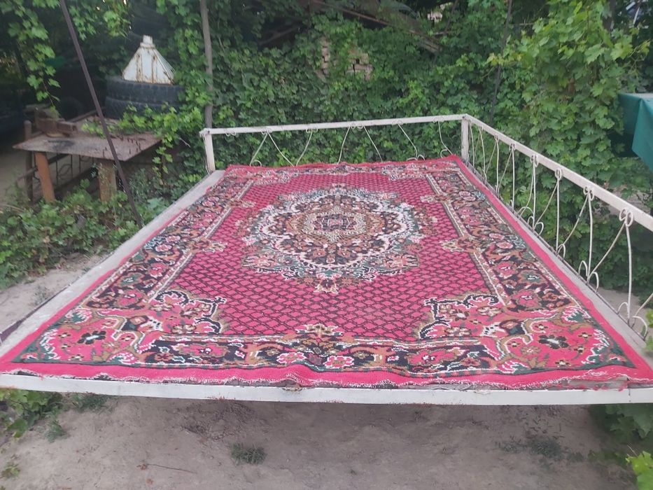 Тапчанлар сотилади