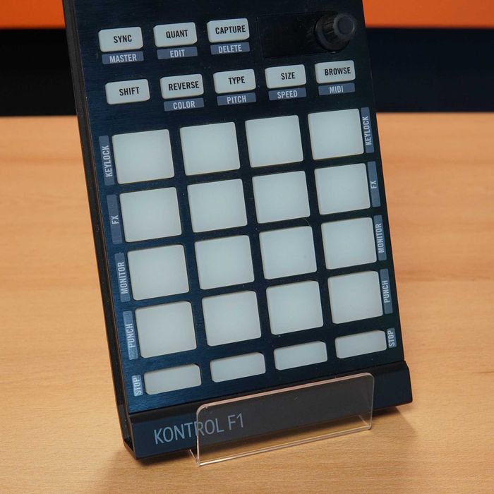 Native Instruments Traktor Kontrol F1