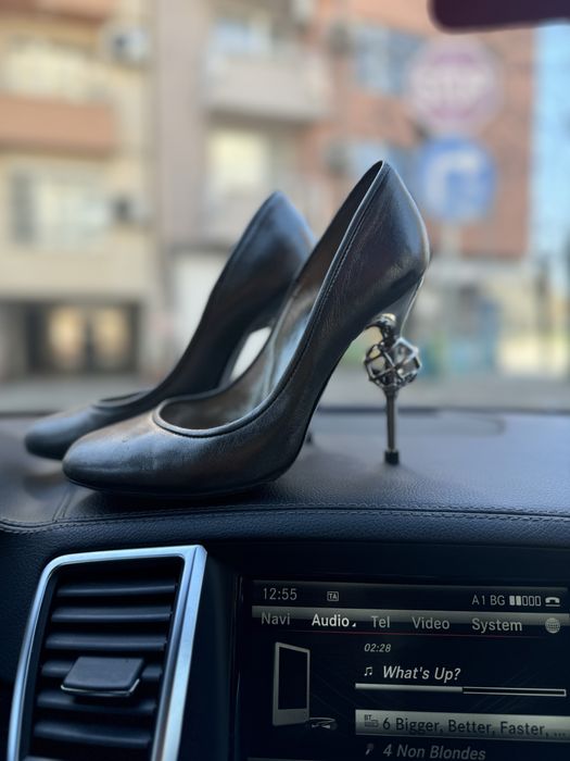 Dsquared2 38.5-39 Оригинални  дамски обувки