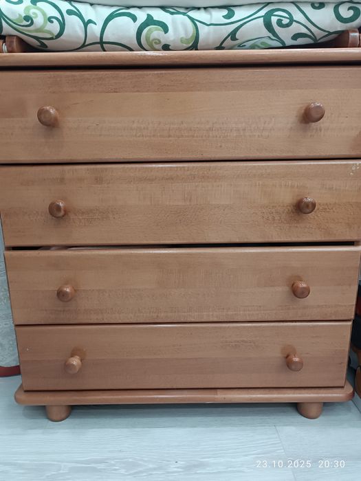 Тумба. Натуральное дерево дуб