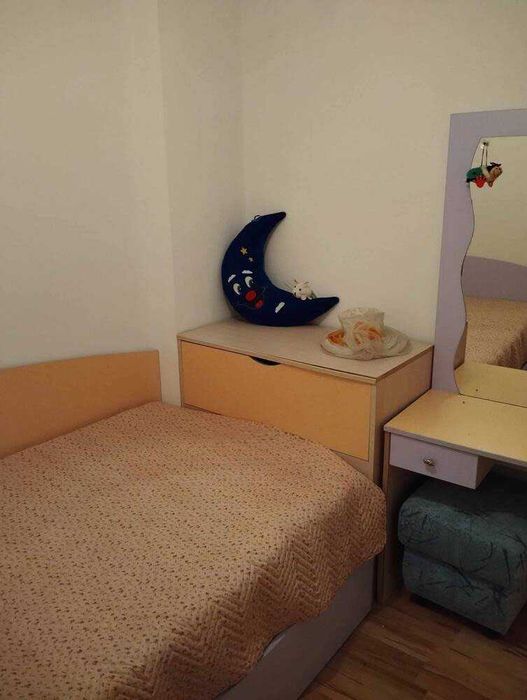 Уютен, компактен тристаен апартамент в центъра без такса поддръжка!