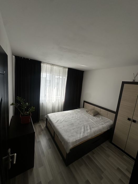 De închiriat: Apartament 2 camere -complet utilat – centrală proprie – Craiovita