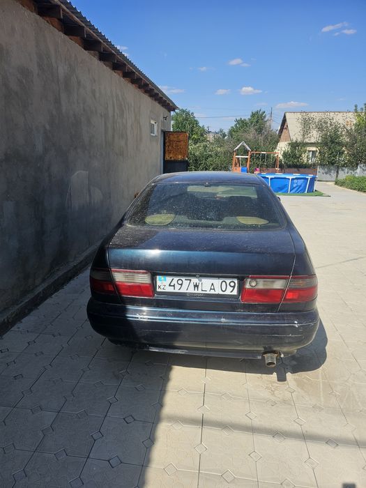 Продам Тойота Карина Е