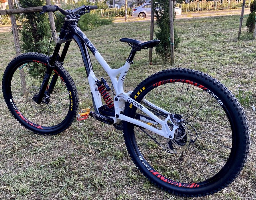 Commencal Supreme DH 29