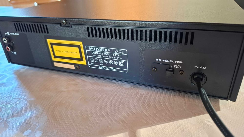 Fisher Studio Standard AD-M67 - CD Player