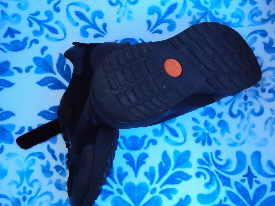 Детски Biomecanics маратонки номер 34