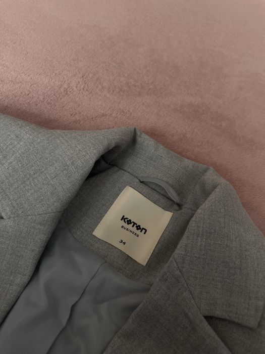 Сиво късо сако KOTON