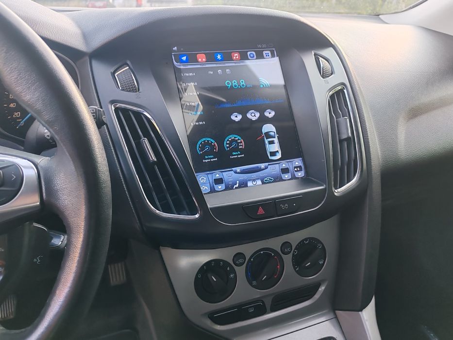 Форд Фокус 1.6 TDCI 2012