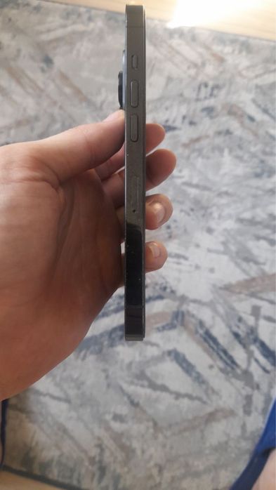 Продаю Iphone 14 Pro 256