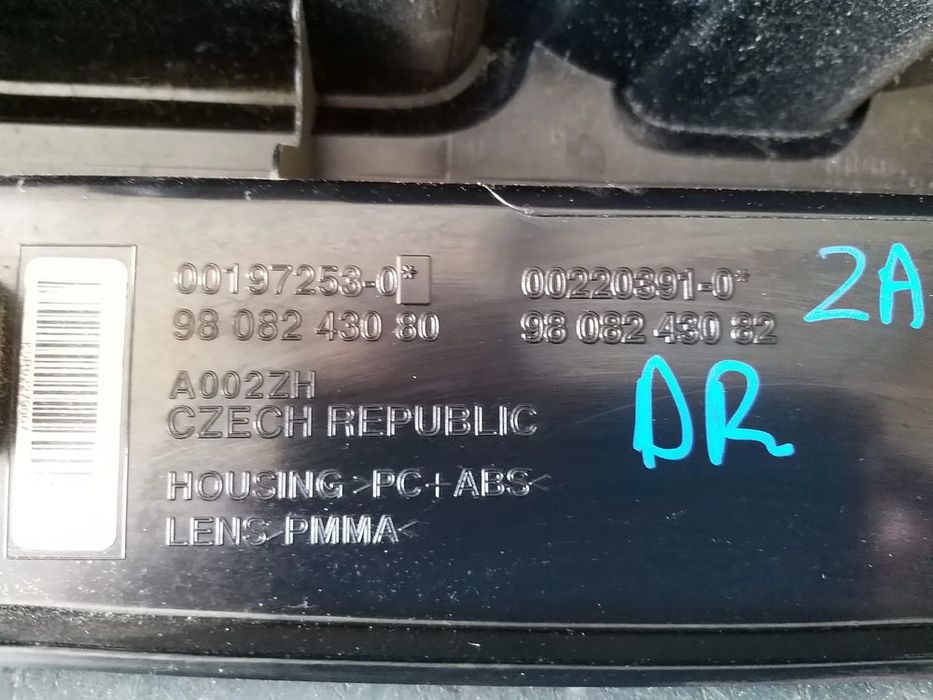 Stop tripla lampa dreapta opel zafira e life 001972530 9808243080 002203910 9808243082