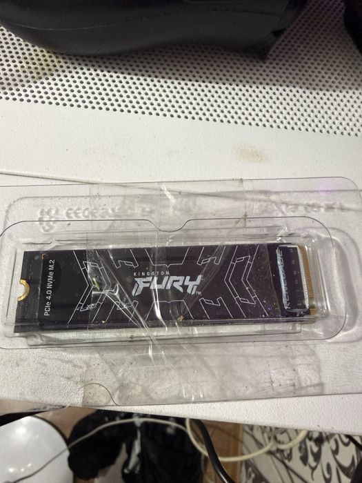 Ssd kingston fury 2tb ССД ФУРИ