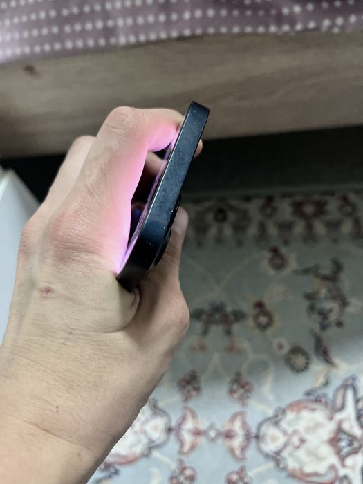 Айфон 13. Б/у.