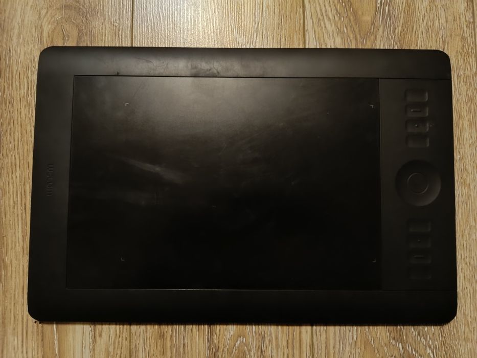 Tabletă grafica wacom intuos 5 touch M