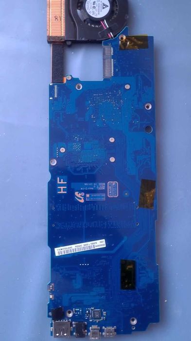 Laptop Samsung NP900X4C pentru piese de schimb
