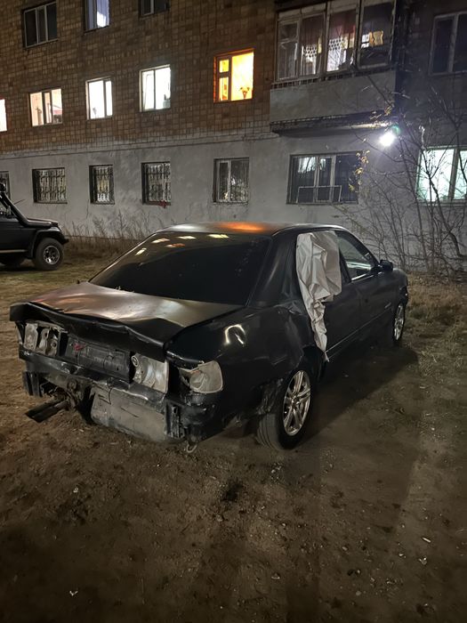 Ауди 100с4 2.6 миханика