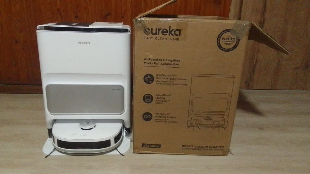 Eureka J12 Ultra-робот прахосмукачка с моп и станция