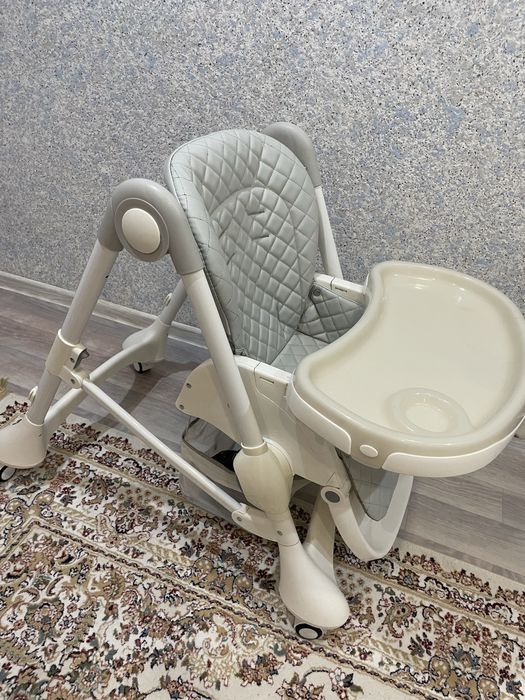 Продам детский столик