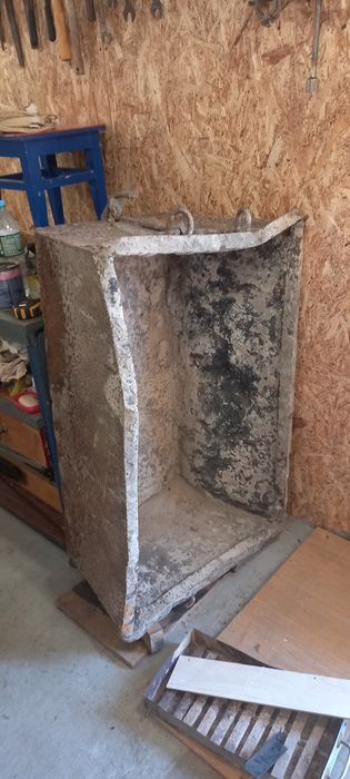Продам корыто под бетон с петлями