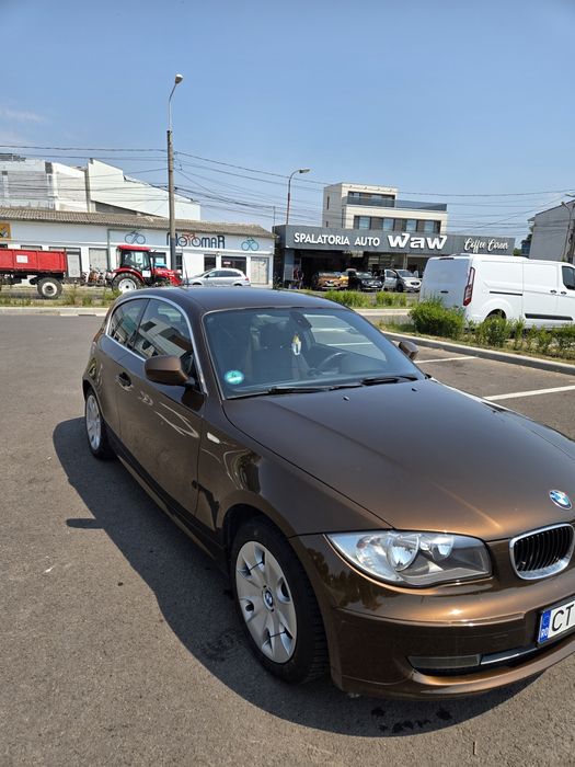 BMW seria 1 în 2 usi
